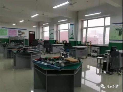 客服热线
